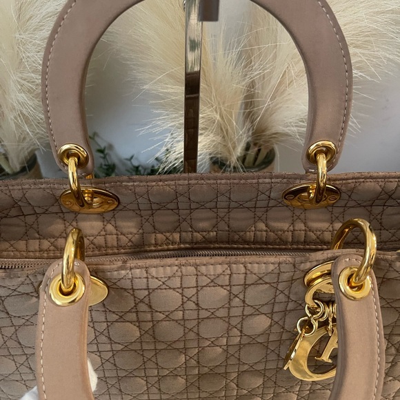 ❤️Christian Lady Dior Cannage❤️ - Picture 4 of 16